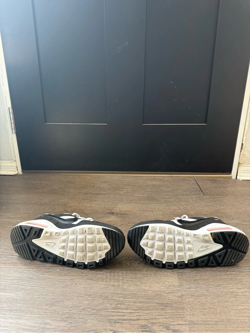 Nike Women’s Black & White Athletic Sneakers